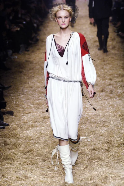 Look 9